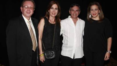 Pedro Castro, Mary e Issam Segebre y Fanny Hawit.