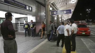 Las cenizas lanzadas por el volcán Turrialba afectaron parte de San José y Heredia.