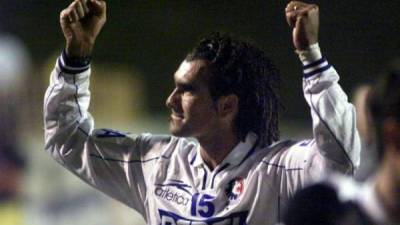 Robert Lima jugó en el Olimpia en el año 2000 y estuvo en el equipo que clasificó al Mundial de Clubes.