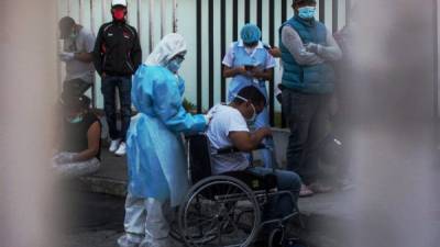 Varios hospitales guatemaltecos registran saturación por hospitalizaciones diarias. Foto: EFE