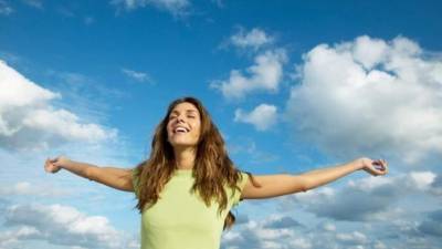 Ser optimista le ayudará a vivir más tiempo.