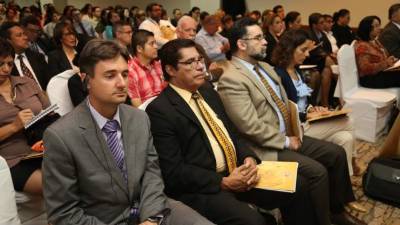 Entre los participantes estuvieron empresarios y autoridades gubernamentales.