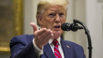 WASHINGTON, DC - NOVEMBER 15: US President Donald Trump delivers remarks in the Roosevelt Room at the White House on November 15, 2019 in Washington, DC. President Trump discussed transparency in health care prices. Zach Gibson/Getty Images/AFP