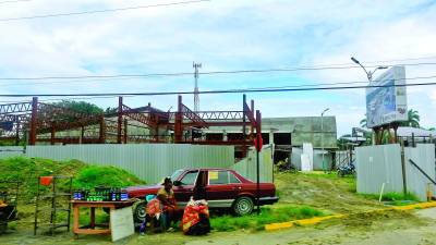 Las principales construcciones comerciales se están desarrollando en la carretera CA-13.