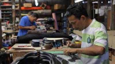 También dijo que las mipymes diversifican las economías y los créditos que reciben van dirigidos al turismo, servicios y comercios.