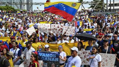 La Unión Europea desconoce la reelección de Maduro y eleva la presión internacional