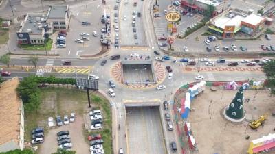 Miles de conductores hacen uso del paso en la capital.