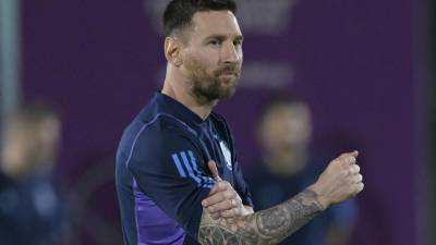 Lionel Messi durante los entrenamientos con Argentina previo al duelo ante México.