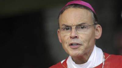 El obispo de la diócesis de Limburg, Franz-Peter Tebartz-van Els escandalizó a los fieles alemanes por sus despilfarros.