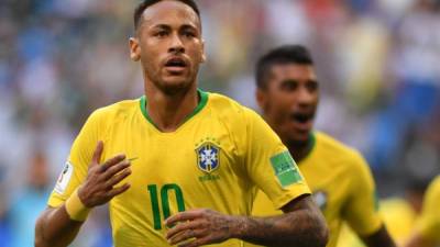 Neymar lideró el pase a cuartos de final de Brasil. FOTO AFP