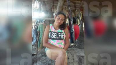 Foto en vida de Flor Chávez, de 28 años.