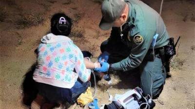 CBP alertó de los peligros y riesgos mortales que supone ingresar a EEUU por zonas remotas.