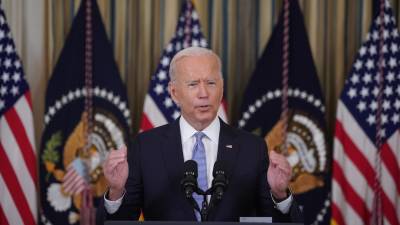 El presidente de los Estados Unidos, Joe Biden, habla en el Comedor Estatal de la Casa Blanca en Washington, D.C., Estados Unidos, el 24 de septiembre de 2021.