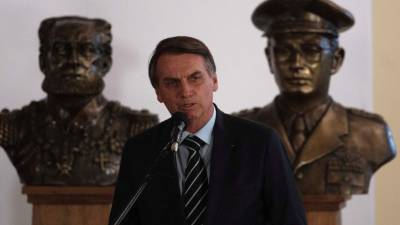 El presidente de Brasil, Jair Bolsonaro, puso el miércoles en marcha su programa de ruptura conservadora en lo social. EFE