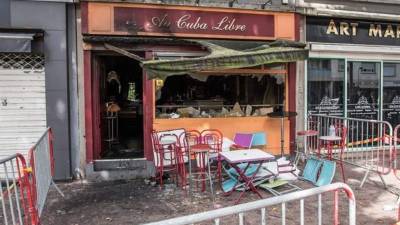 Al menos 13 personas murieron y otras seis resultaron heridas graves tras un incendio que devastó un bar donde se celebraba un cumpleaños esta madrugada en la ciudad francesa de Rouen, informaron medios locales. EFE
