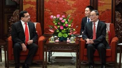 El Salvador estableció relaciones diplomáticas con China la semana pasada./EFE.