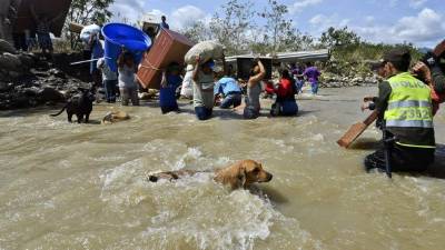 Miles de colombianos fueron deportados de Venezuela tras el cierre de la frontera entre ambos países.