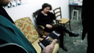 Para las personas indispensables en la gestión sanitaria, el Estado dispondrá un servicio de guardia de sus hijos.