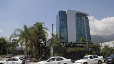 El complejo Altia fue diseñado para albergar empresas de call centers en donde ahora funcionan más de diez.