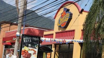 Los restaurantes Church’s Chicken están listos para entregar miles de piezas mañana.