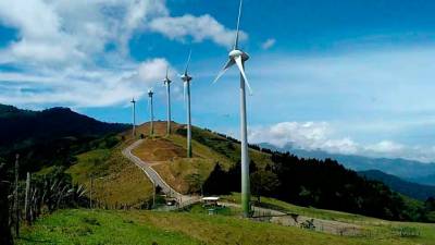 Planta. Costa Rica ha generado el 98.15 % de su electricidad con fuentes limpias. foto: el periódico de energía.