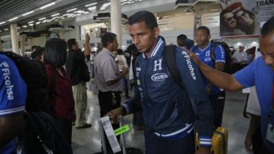 Cabizbajos llegan seleccionados al país.