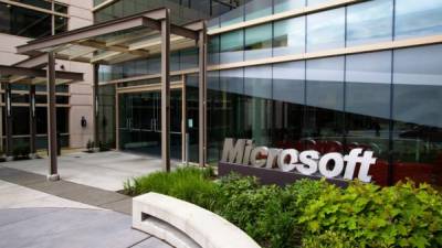 Microsoft hace de intermediario conectando a terceros con los usuarios de Outlook