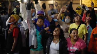 Migrantes centroamericanos protestaron contra las fuerzas de seguridad mexicanas acusándolas de represión.