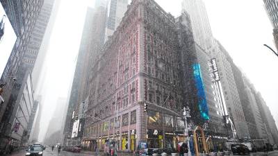 La gran tormenta invernal que llegó este martes al noreste de Estados Unidos se llevó la vida de un joven de 20 años que chocó contra un poste eléctrico mientras conducía una moto de nieve en el municipio de Newberry, en el condado de York (Pensilvania). Foto: Yoseph Amaya/DIARIO LA PRENSA