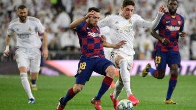 En España confían superar la pandemia del coronavirus y volver al fútbol lo más pronto posible.