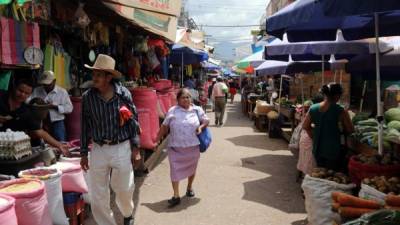 La compra de bienes y servicios se redujo en 2015 por el bajo poder adquisitivo de los hondureños.