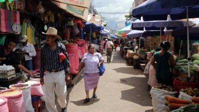 La compra de bienes y servicios se redujo en 2015 por el bajo poder adquisitivo de los hondureños.
