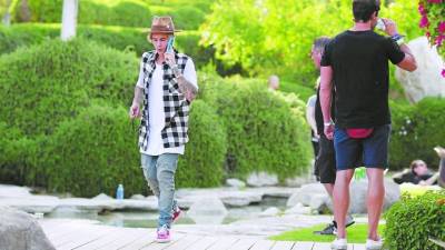 Bieber temía quedar a la deriva de sus fans al no poder entrar al concierto de Drake.