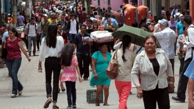 Muchos extranjeros radican en la capital.