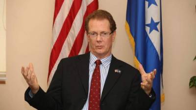 James Nealon, embajador de Estados Unidos en Honduras.