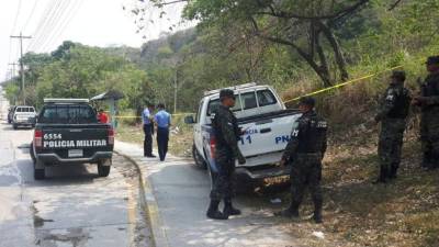 La Policía investiga la escena del crimen.