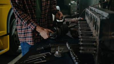 Si no estás seguro de la autenticidad de un repuesto y quieres pecar de cauteloso, tu mejor opción es comprarlo en un distribuidor oficial.