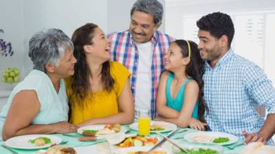 Las diferentes maneras de pensar pueden provocar una falta de afecto, evite que suceda en su familia.