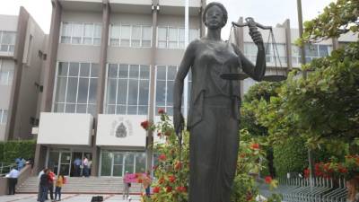 El fallo judicial fue emitido por un tribunal de sentencia especial.