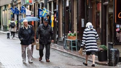 El Reino Unido comunicó este martes 367 muertes por covid-19 en las últimas veinticuatro horas, la mayor cifra diaria que se ha registrado desde finales de mayo.