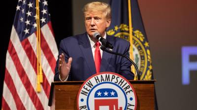Trump inició su campaña electoral para las primarias republicanas con un polémico discurso.