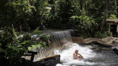 Las aguas termales son el gran atractivo de volcán Arenal.