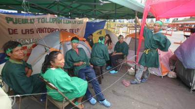 El grupo indígena sigue en huelga de hambre.