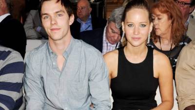 Nicholas Hoult y Jennifer Lawrence