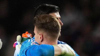 Courtois se mostró solidario con Ter Stegen y dejó a un lado la rivalidad Real Madrid vs FC Barcelona.