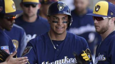 Mauricio Dubón en su debut en las Grandes Ligas.