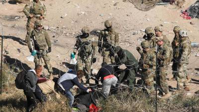 Texas desplegó a la Guardia Nacional en la frontera tras la llegada masiva de migrantes a inicios de año.