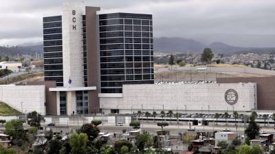 Fotografía muestra el edificio en el cual funciona el Banco Central de Honduras (BCH).