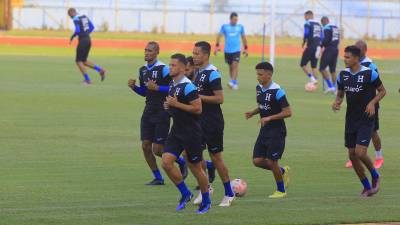 La FENAFUTH anunció en sus redes sociales que el partido entre Honduras y Barbados se canceló por incumplimiento en el contrato y así reaccionaron en las redes sociales a la noticia.