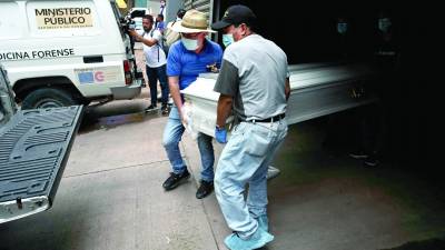 Fiscales de derechos humanos lideran la investigación dentro de la PNFAS.